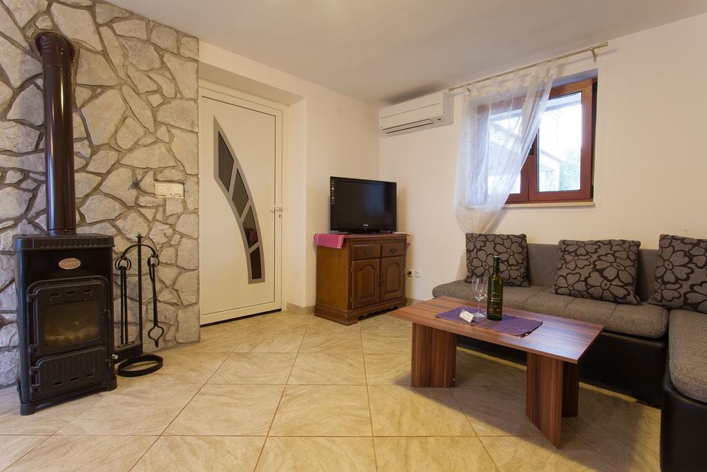 Villa Mir Polje  Екстериор снимка