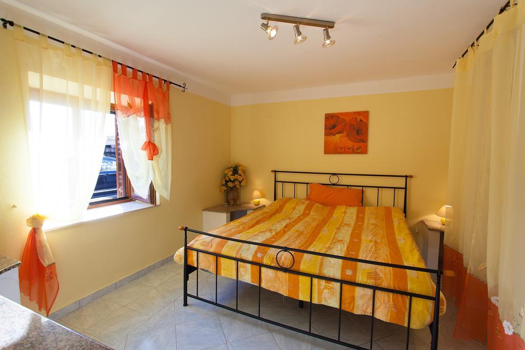 Villa Mir Polje  Екстериор снимка
